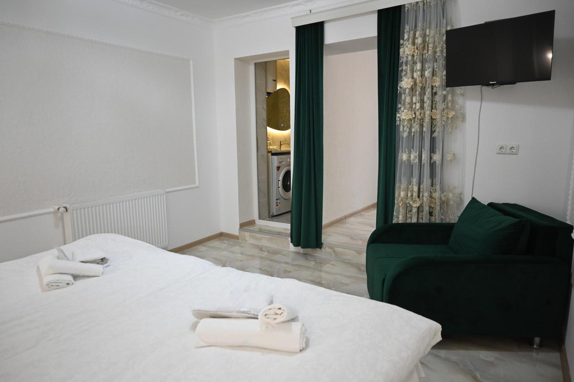 Jerusalem Hotel Kutaisi Eksteriør billede
