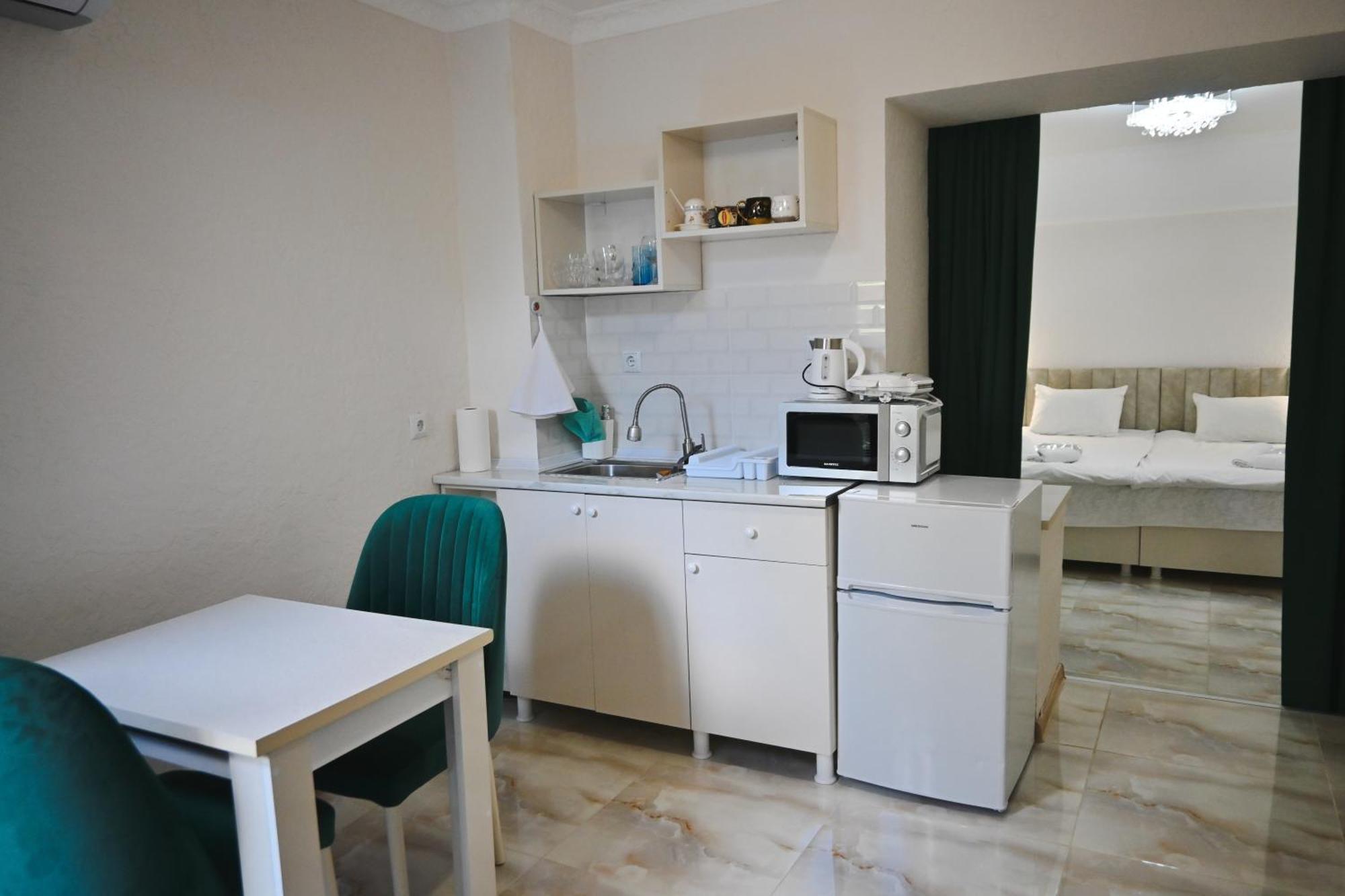 Jerusalem Hotel Kutaisi Eksteriør billede