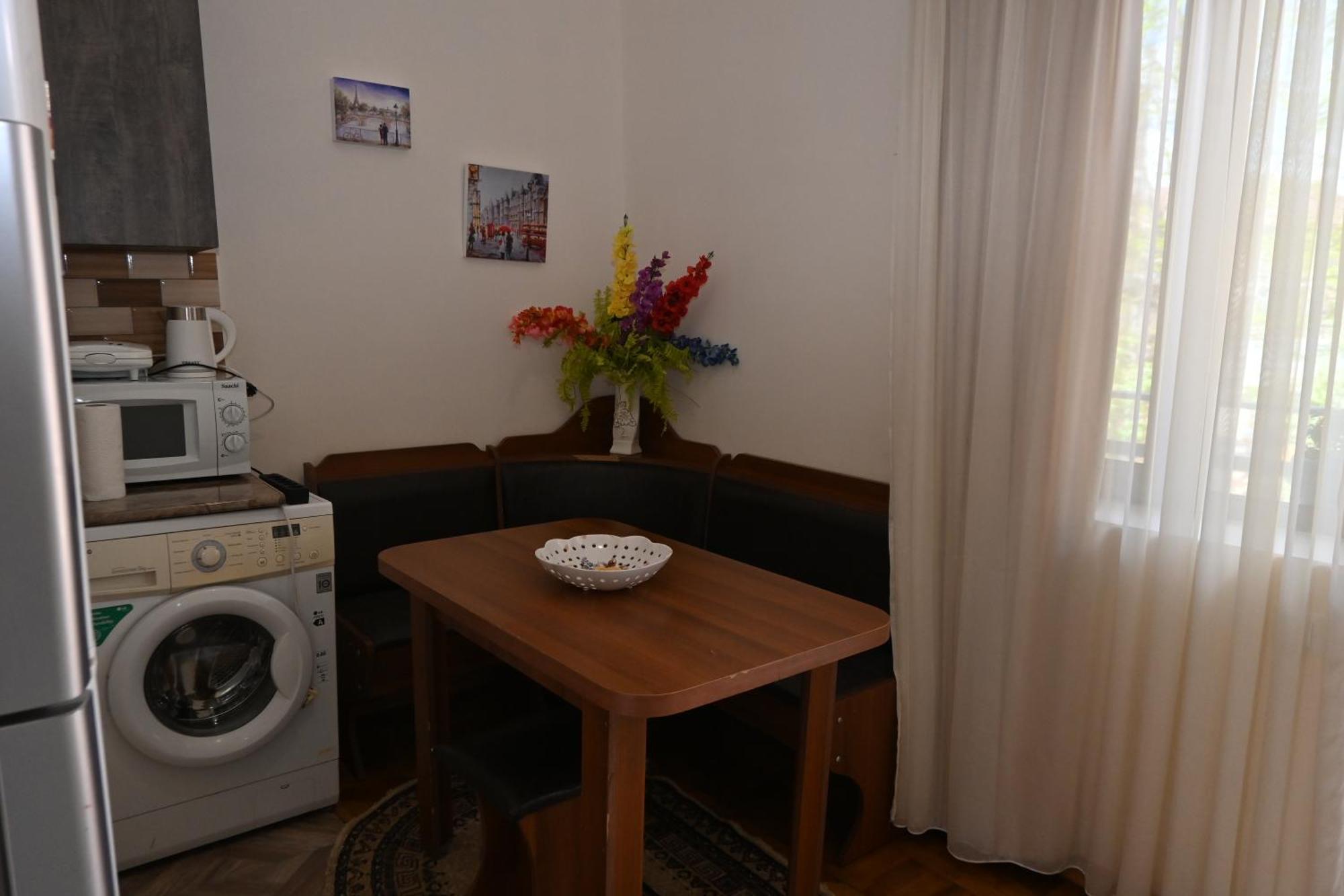 Jerusalem Hotel Kutaisi Eksteriør billede