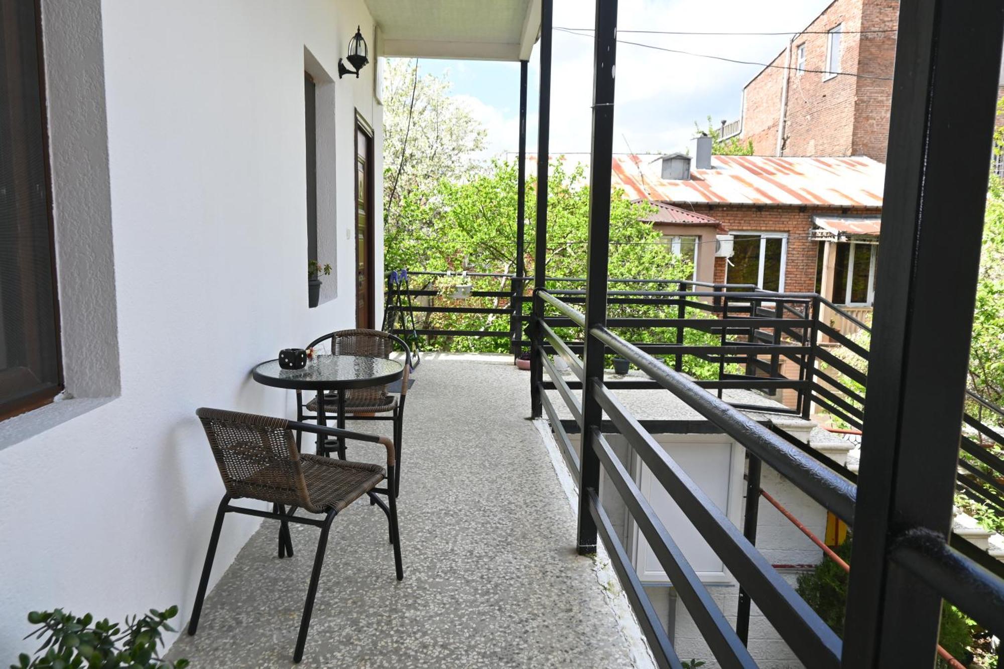 Jerusalem Hotel Kutaisi Eksteriør billede